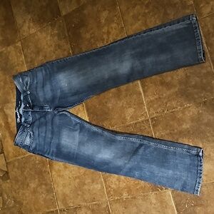 Womens wrangler straight leg size 11